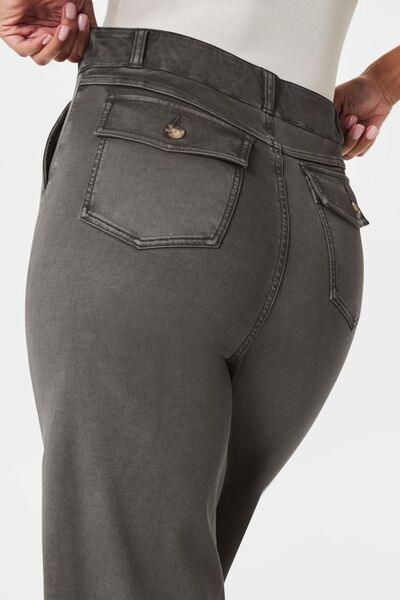 High Waist Jeans With Pockets - Chic Yana's Fashion