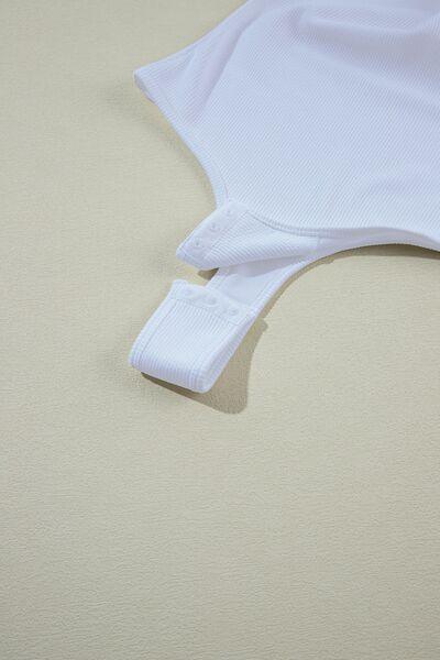 Scoop Neck Sleeveless Bodysuit - Chic Yana's Fashion