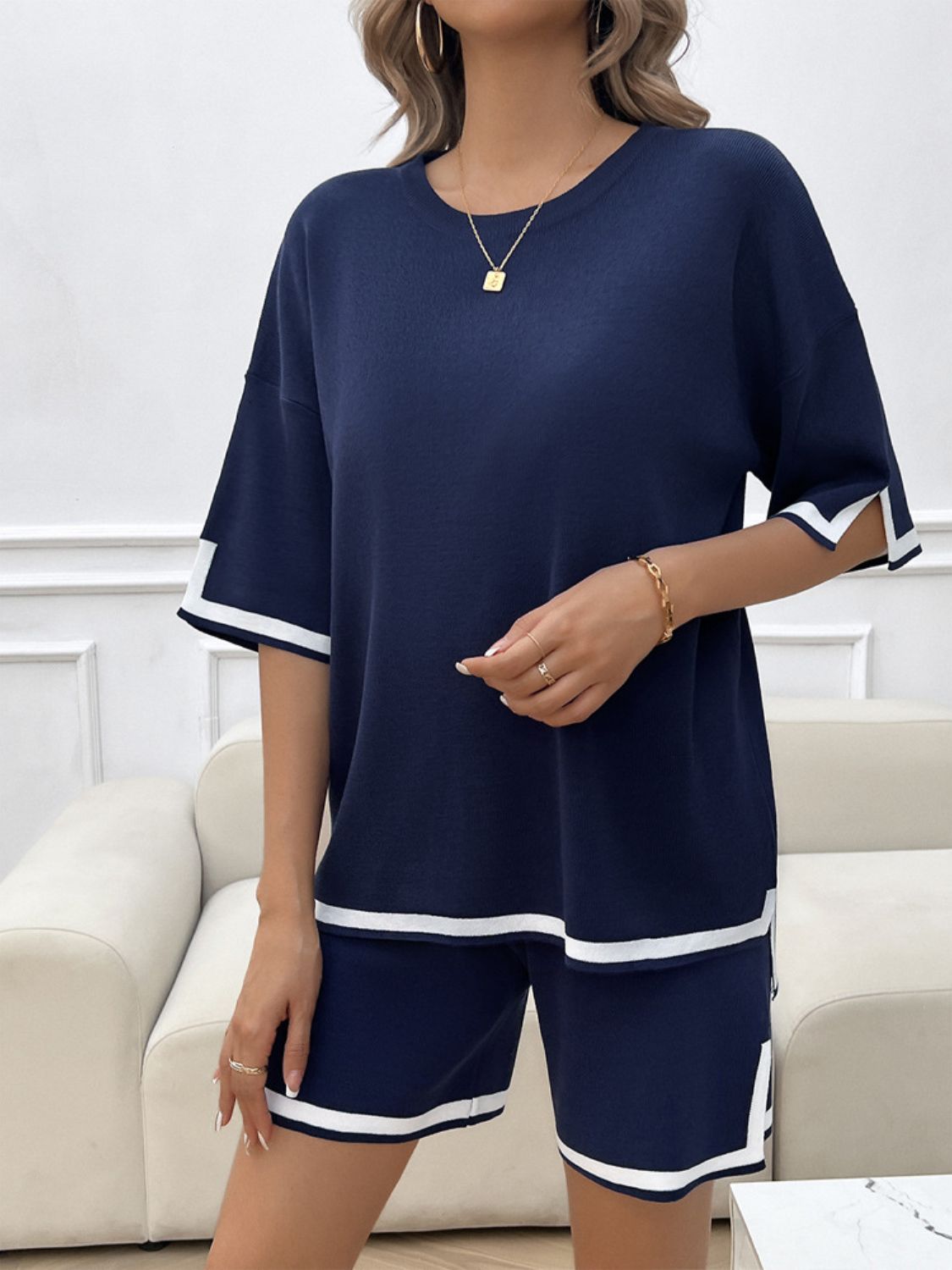 Devine Contrast Trim Round Neck Top and Shorts Set – Chic Yana’s Fashion