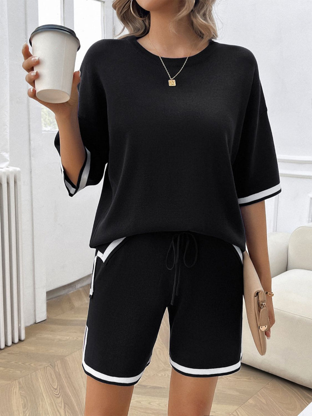 Devine Contrast Trim Round Neck Top and Shorts Set – Chic Yana’s Fashion