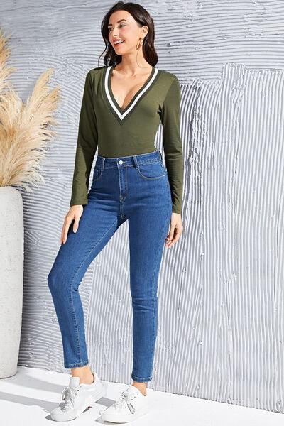 Contrast Ribbed Trim Deep V Bodysuit - Chic Yana's Fashion