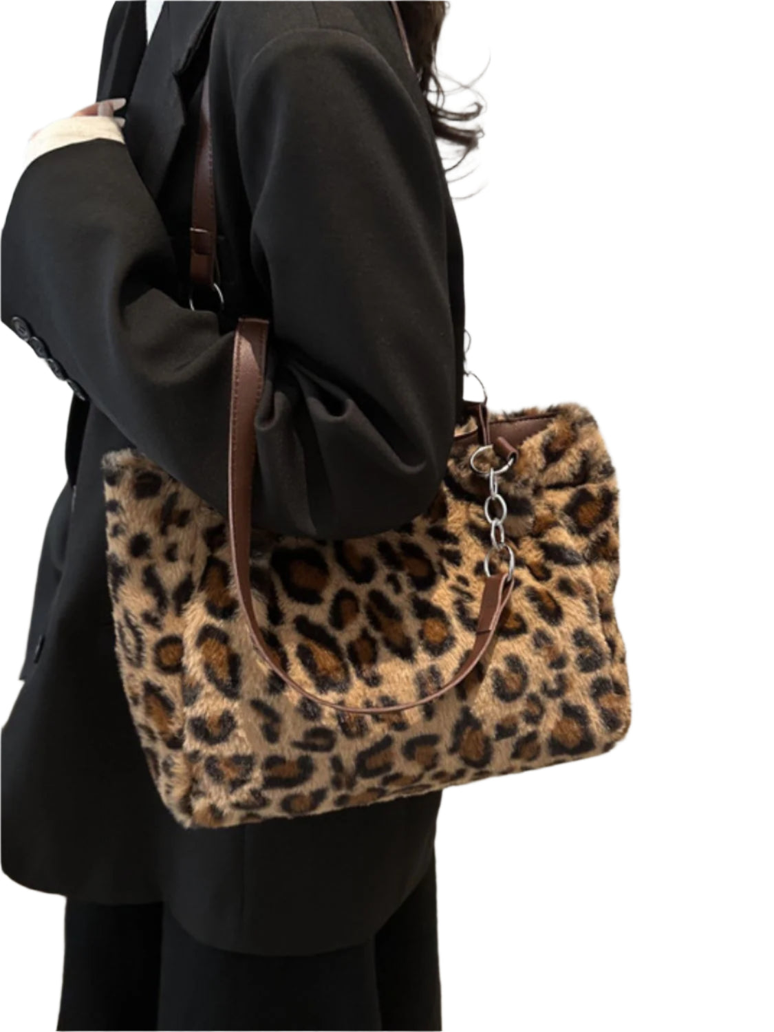 Model wearing Faux Fur Leopard Shoulder Bag – A trendy and elegant Accessories.