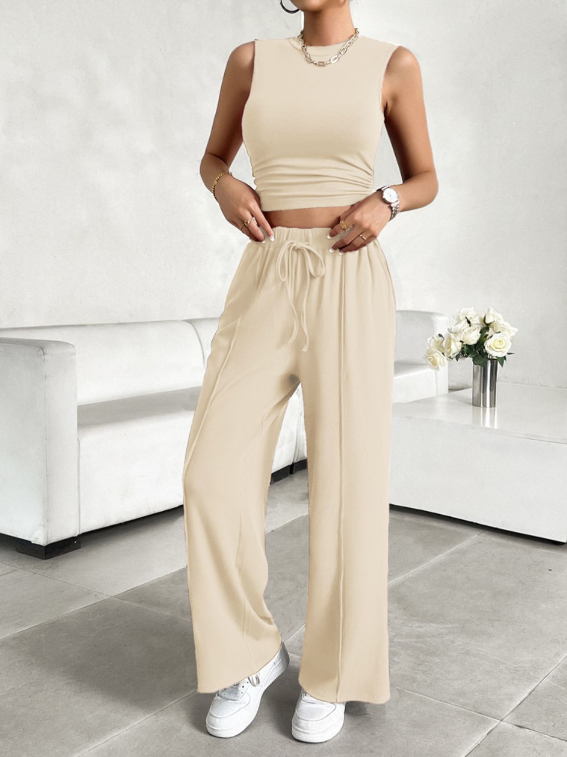 Devine Mock Neck Sleeveless Top and Drawstring Pants Set – Chic Yana’s Fashion