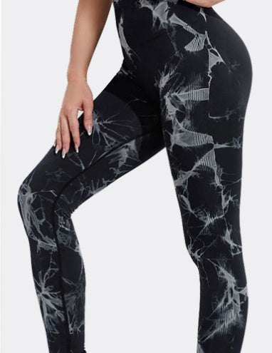 Tie-Dye Seamless Leggings for Yoga & Fitness — chic, seamless — Chic Yana Fashion